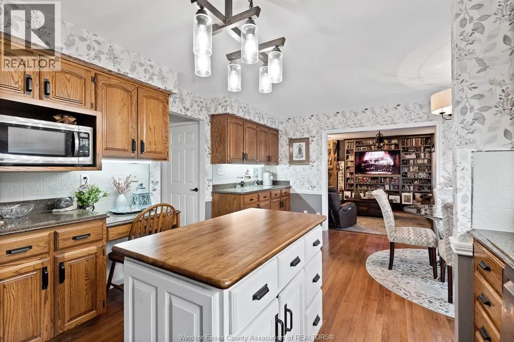 226 TURNER CRESCENT