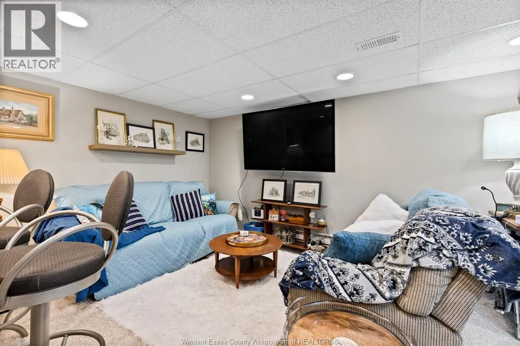 226 TURNER CRESCENT