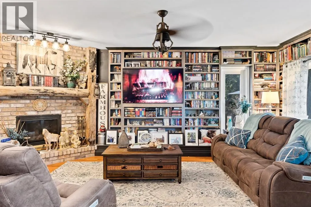 226 TURNER CRESCENT