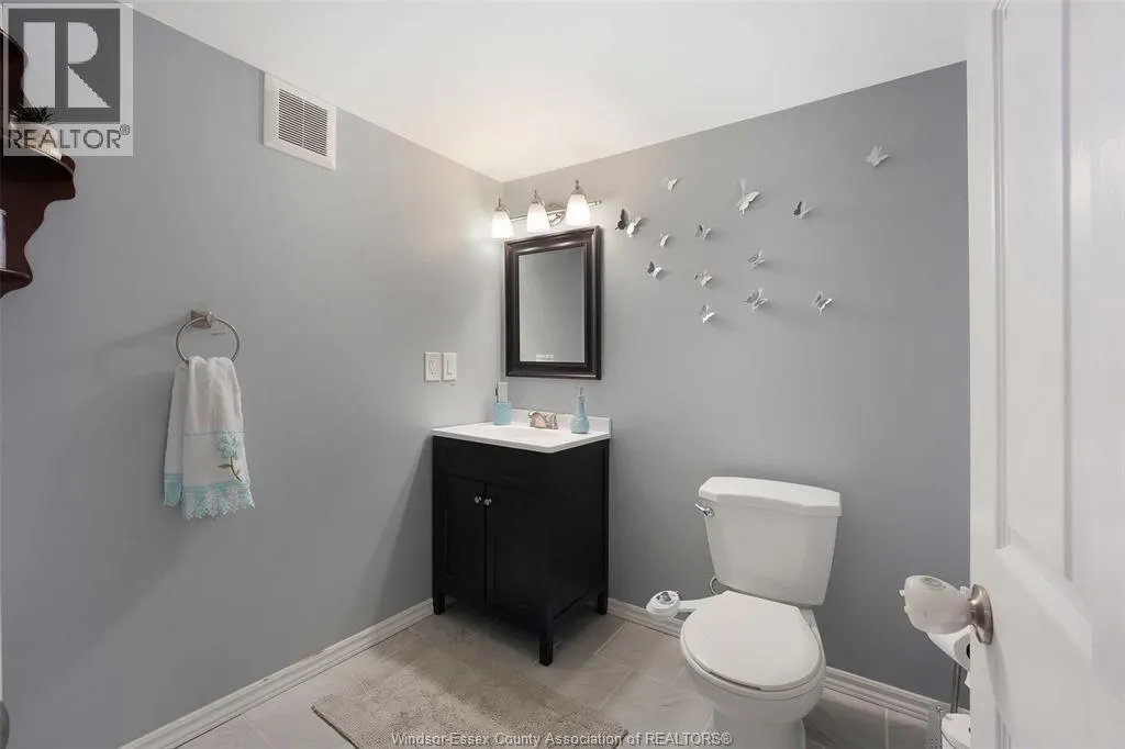 3163 FOREST GLADE DRIVE