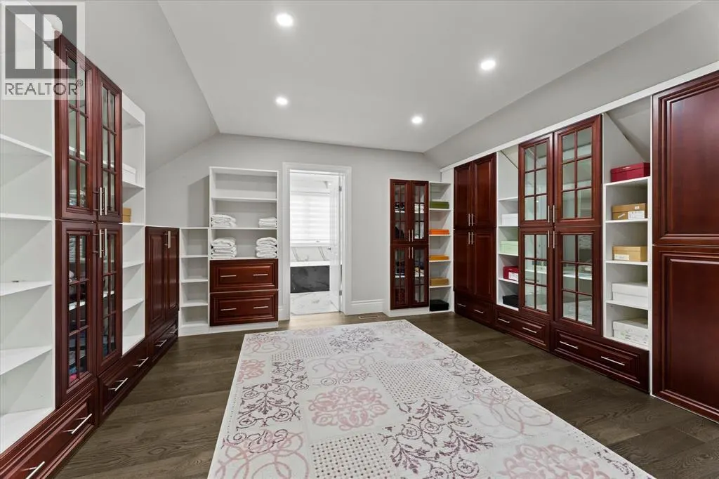 359 ELMGROVE DRIVE