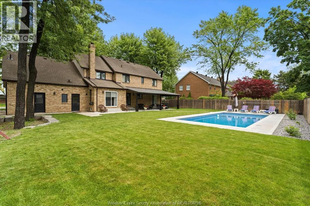 359 ELMGROVE DRIVE