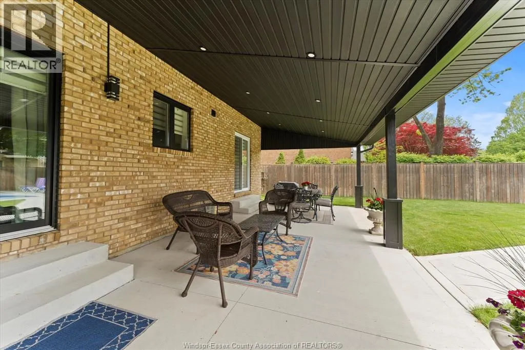 359 ELMGROVE DRIVE