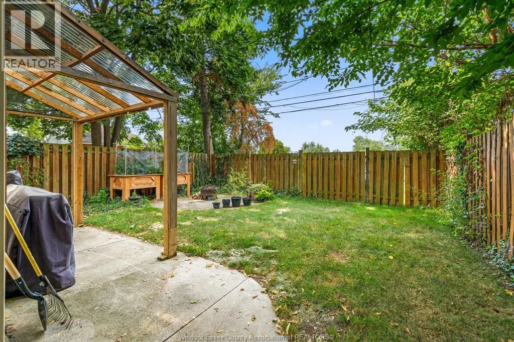1409 MARENTETTE AVENUE