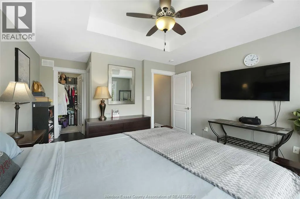 11946 THISTLEDOWN