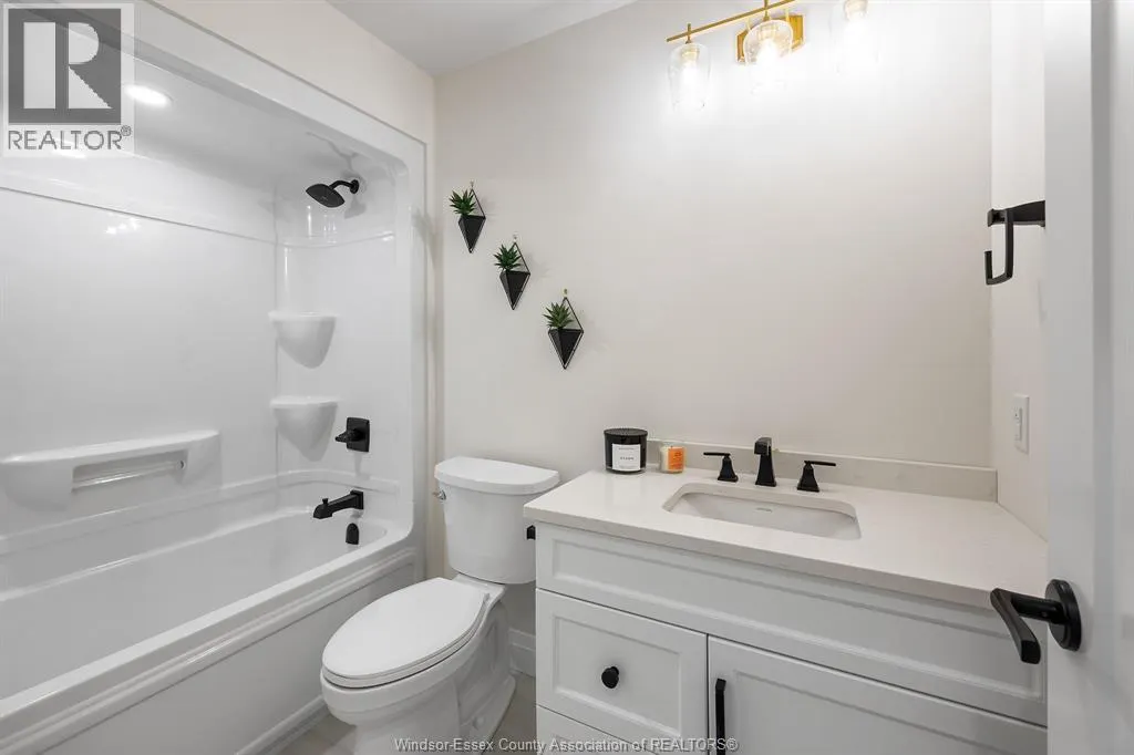 1740 SPRUCEWOOD AVENUE Unit# 204