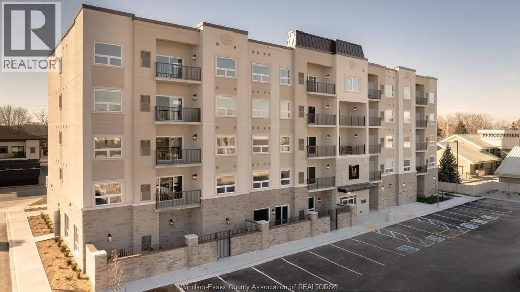 1740 SPRUCEWOOD AVENUE Unit# 204