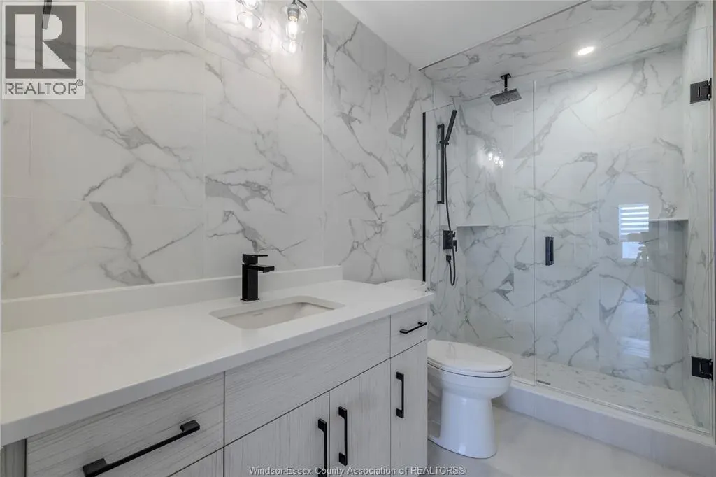 1740 SPRUCEWOOD AVENUE Unit# 204