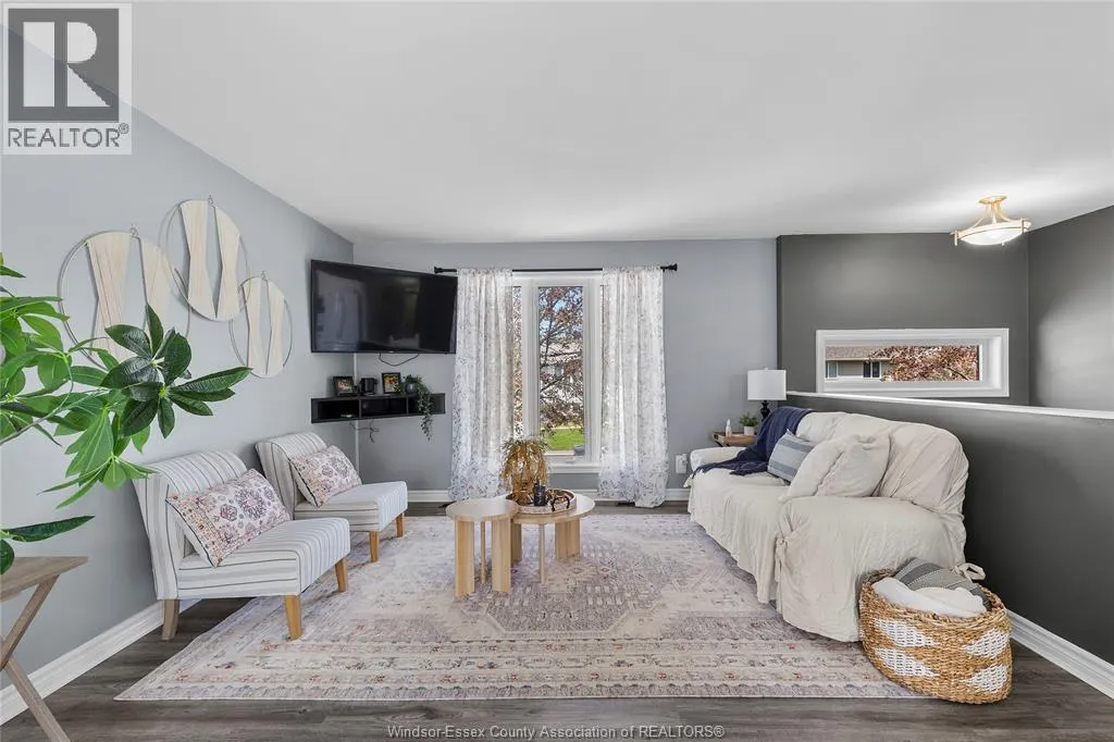 148 RIVERVIEW