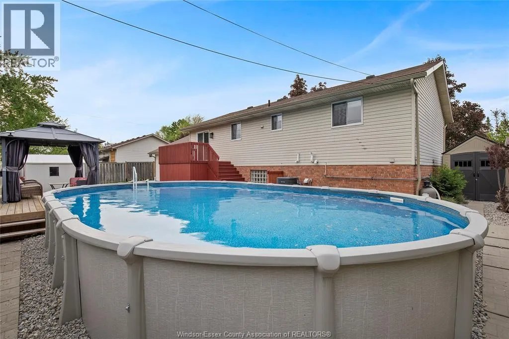 148 RIVERVIEW