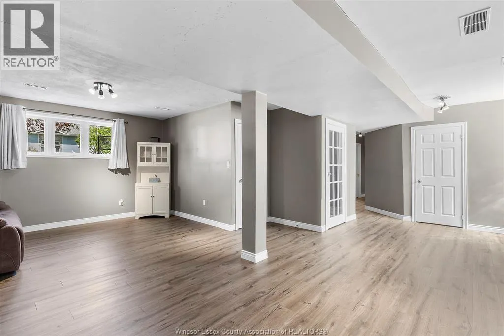 148 RIVERVIEW