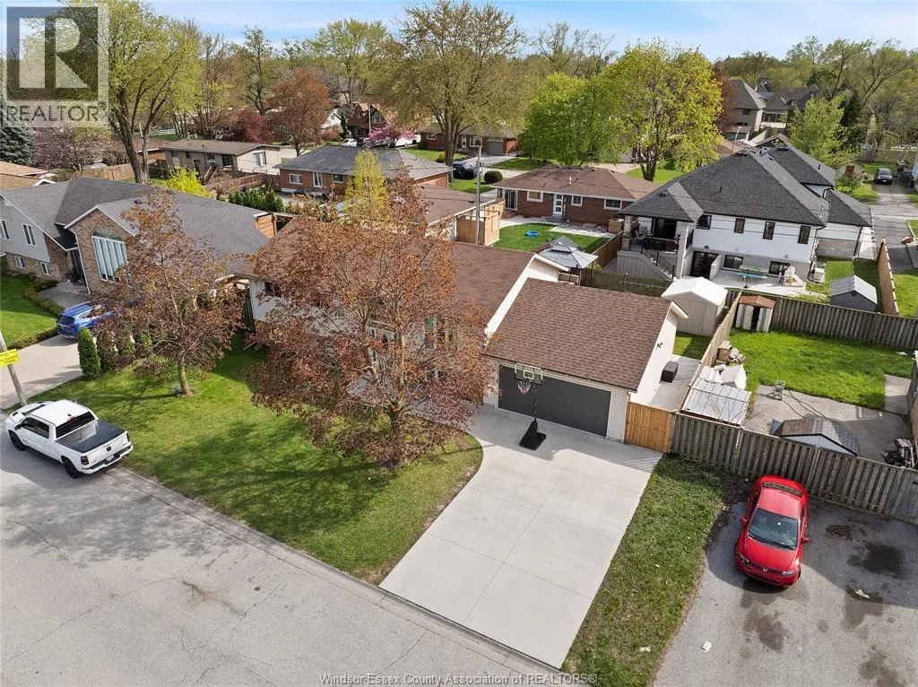 148 RIVERVIEW