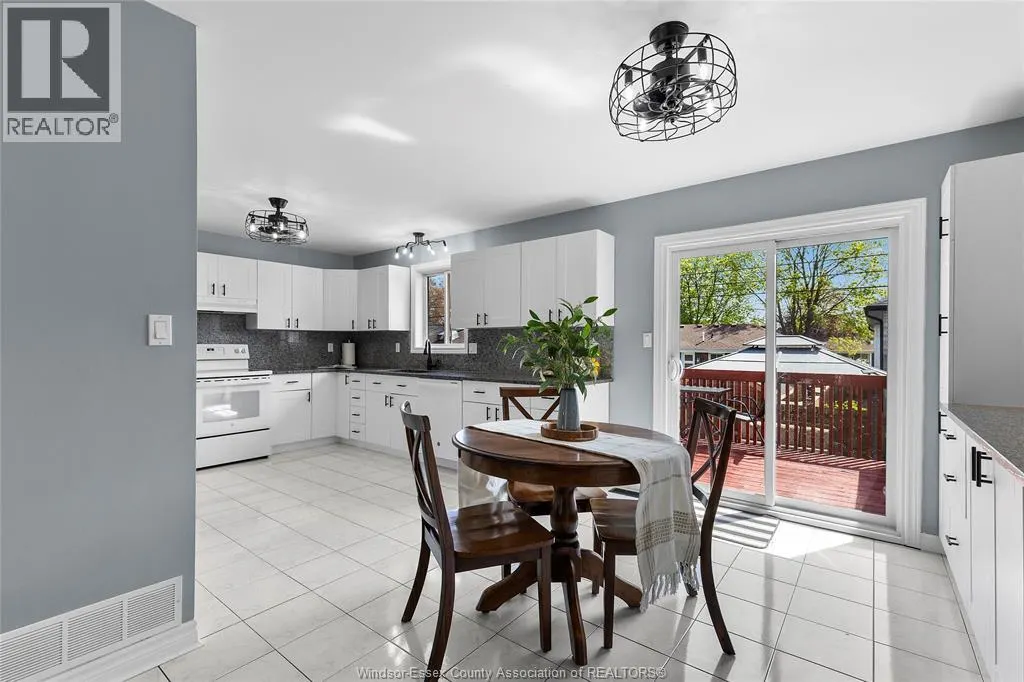 148 RIVERVIEW