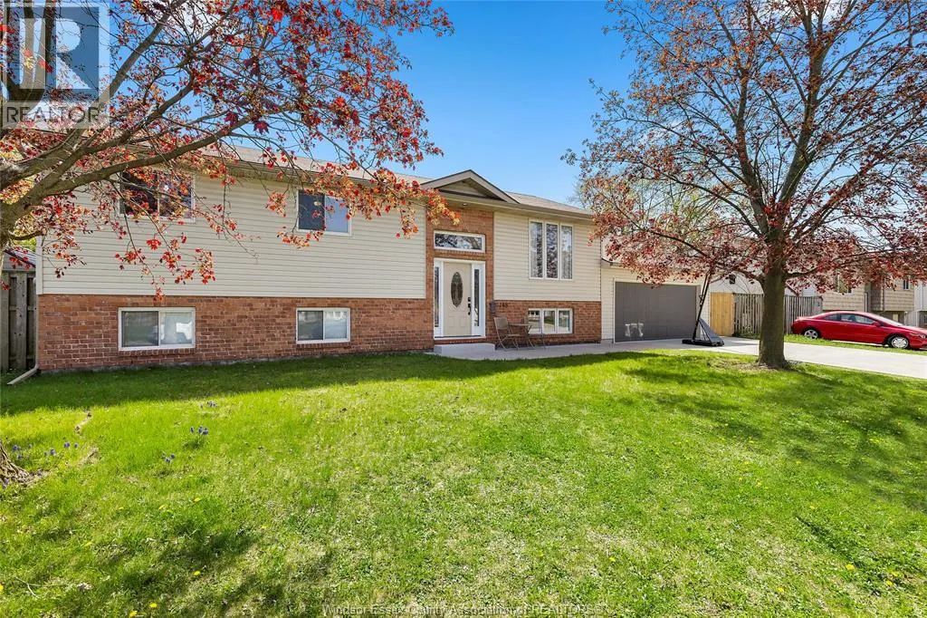 148 RIVERVIEW