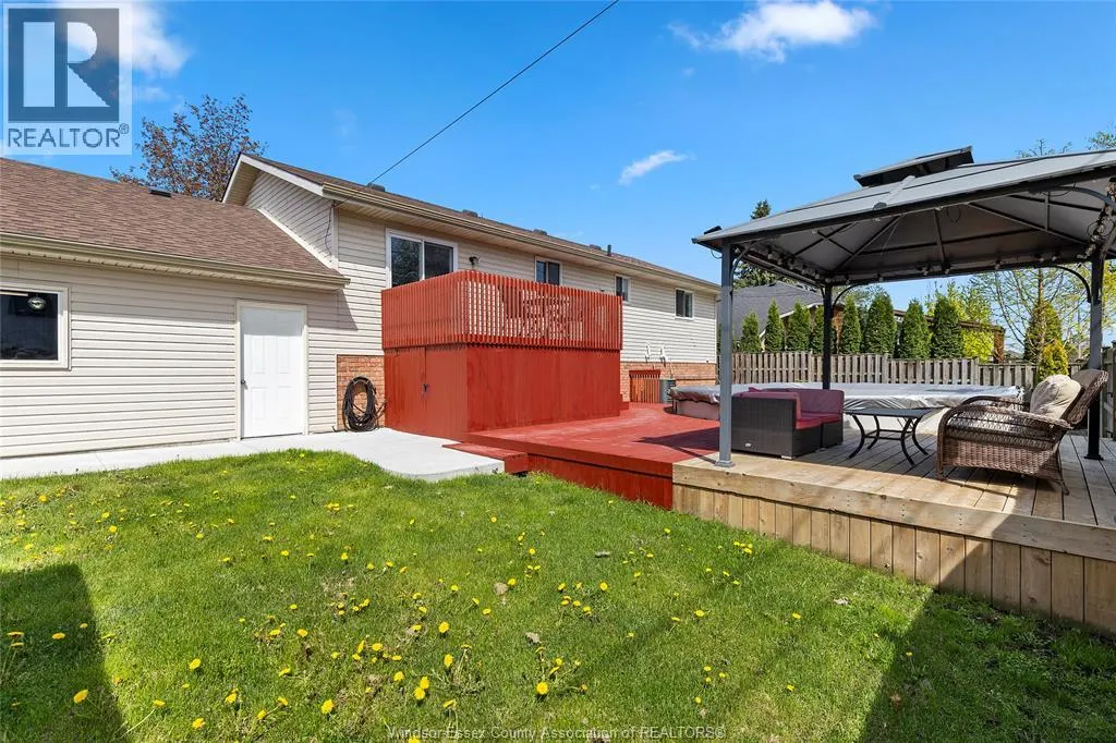 148 RIVERVIEW