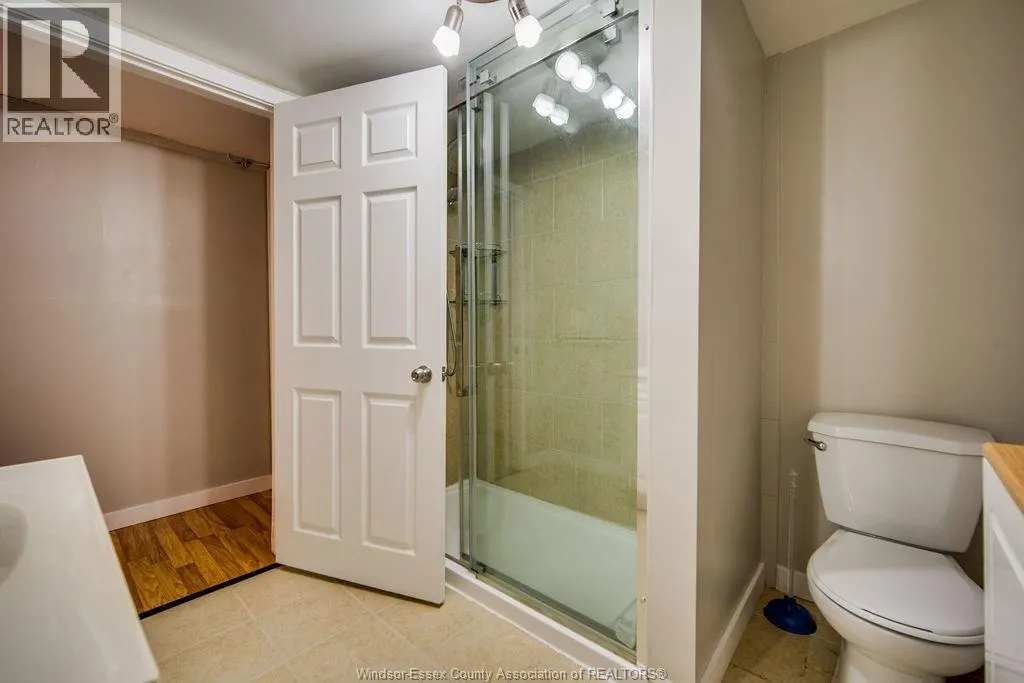 3625 DOUGALL Unit# UPPER