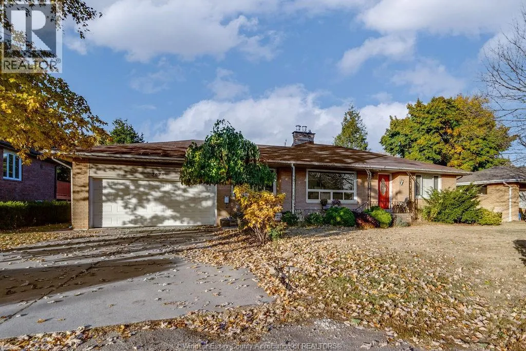 3625 DOUGALL Unit# UPPER