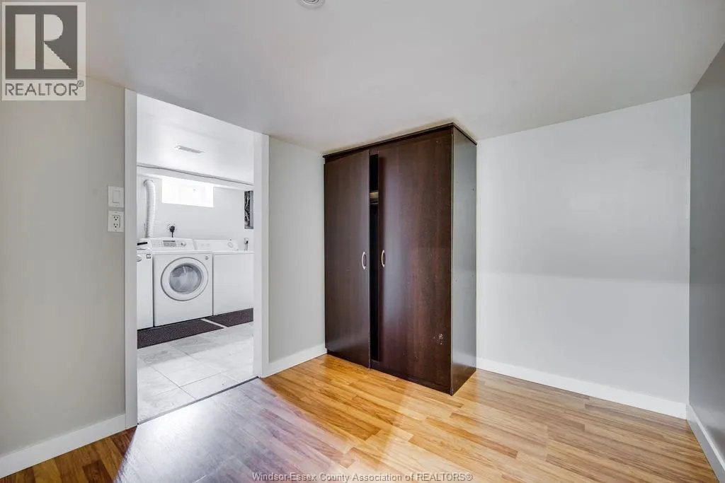 3625 DOUGALL Unit# UPPER