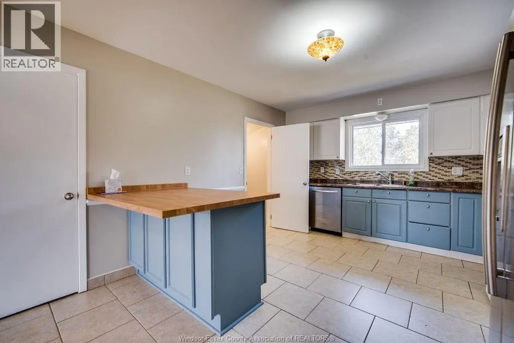 3625 DOUGALL Unit# UPPER