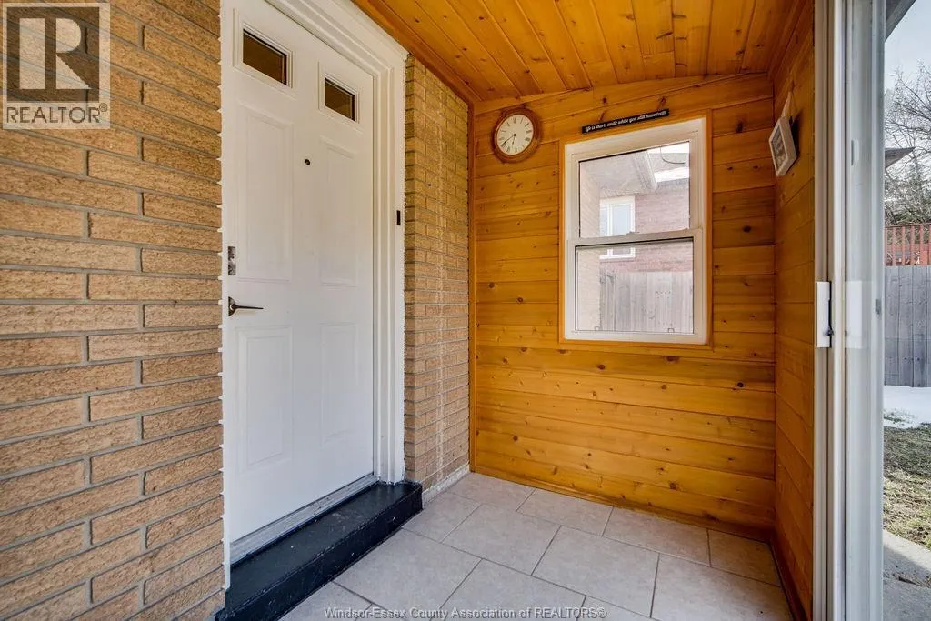 3625 DOUGALL Unit# UPPER