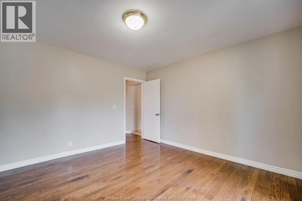 3625 DOUGALL Unit# UPPER