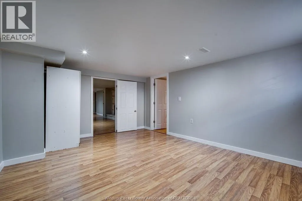 3625 DOUGALL Unit# UPPER