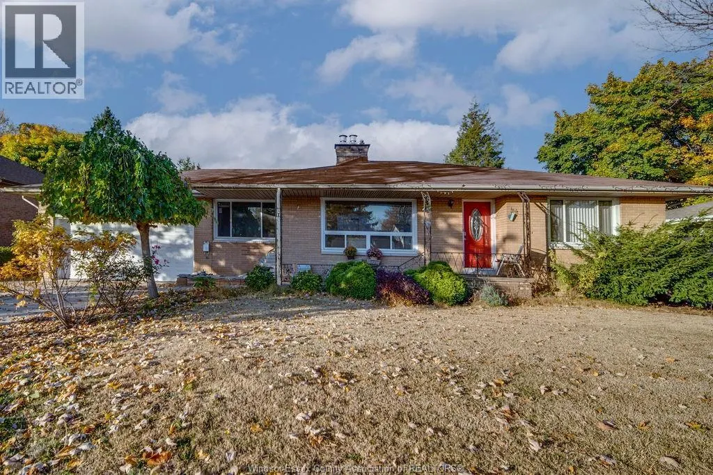 3625 DOUGALL Unit# UPPER