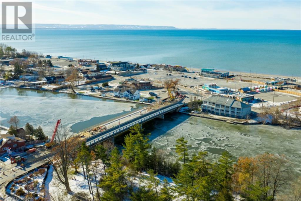 25 RIVER ROAD E, Wasaga Beach
