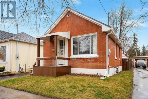 222 CHATHAM Street, Brantford