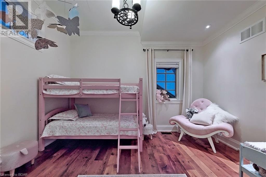 169 EAST RIDGE DRIVE Drive, Thornbury