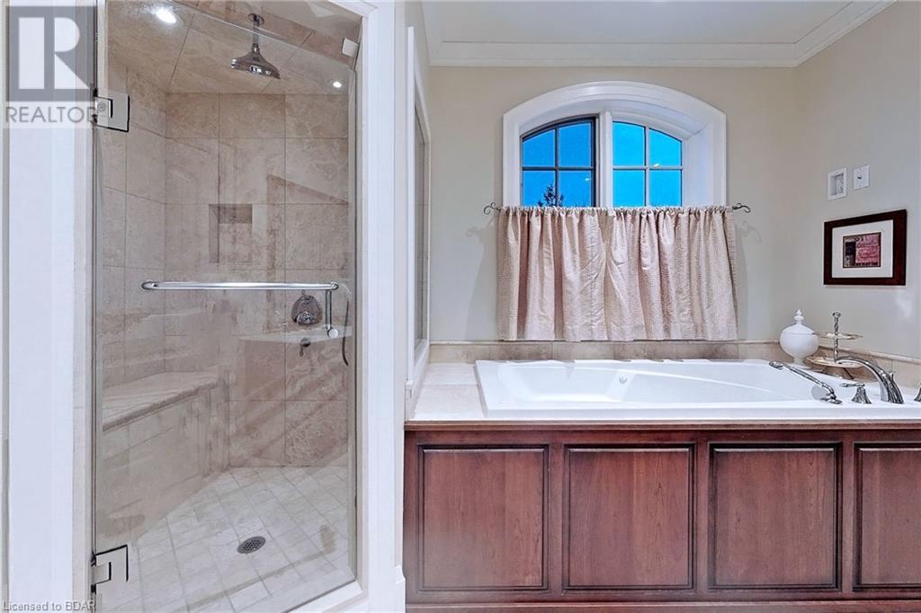169 EAST RIDGE DRIVE Drive, Thornbury
