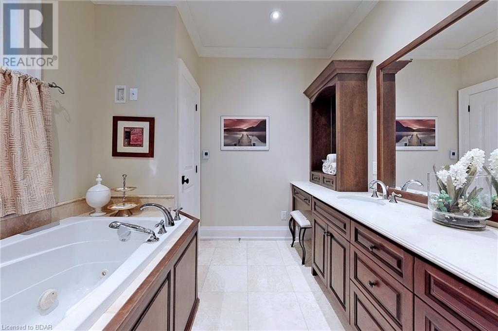 169 EAST RIDGE DRIVE Drive, Thornbury