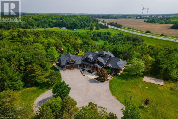 544 35 Highway, Pontypool