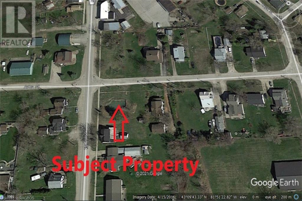 69 ONTARIO Street, Thedford