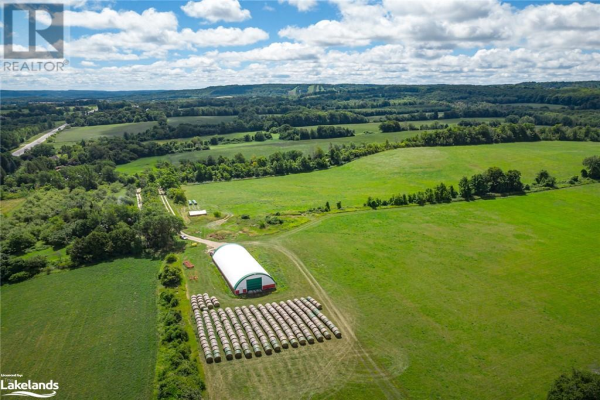 7958 21/22 NOTTAWASAGA Sideroad, Clearview