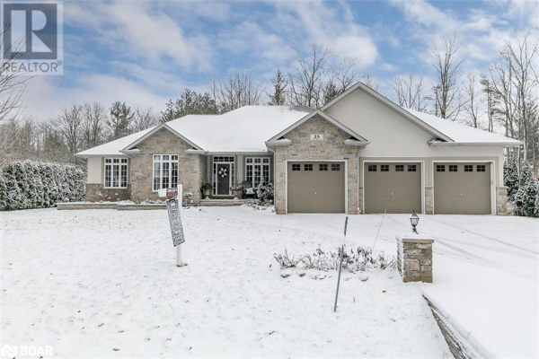 23 BARRIE HILL Lane, Minesing