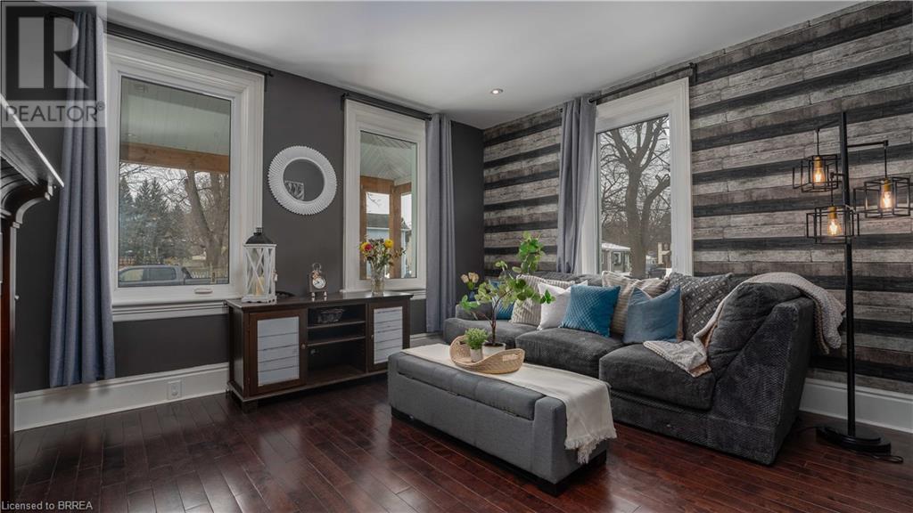 Listing 40217652 - Large Photo # 4