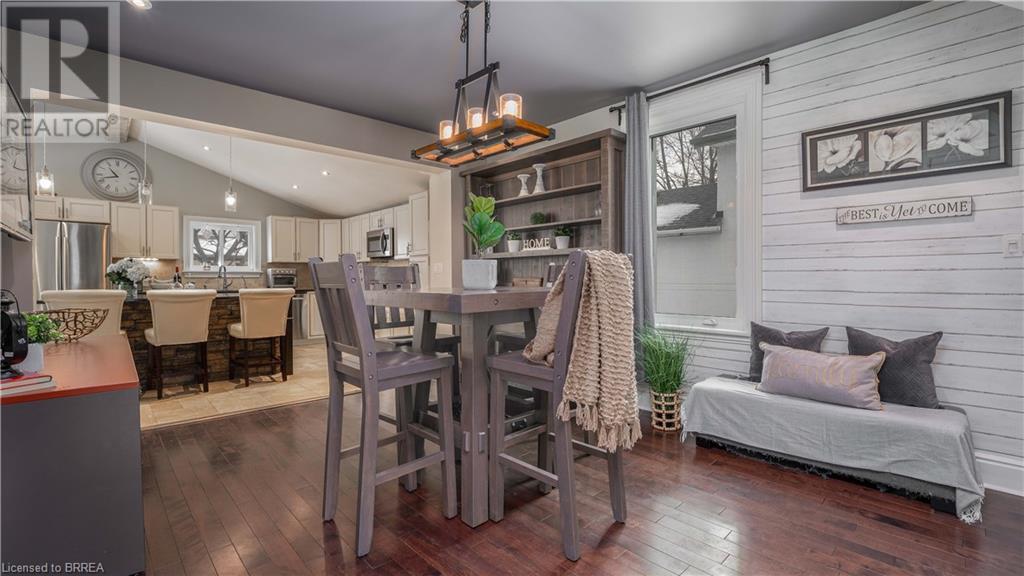 Listing 40217652 - Large Photo # 6