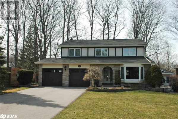 4 FORESTWOOD Lane, Barrie