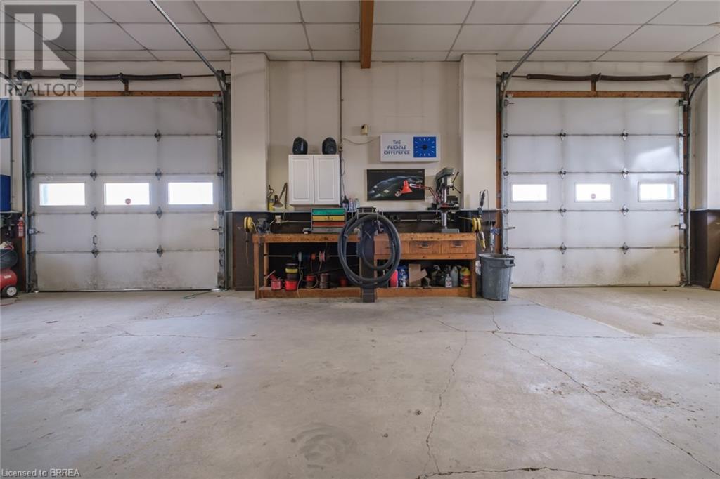 Listing 40245000 - Large Photo # 40