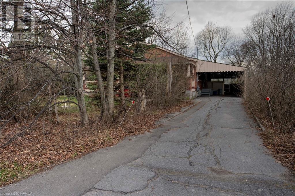 Listing 40248438 - Large Photo # 5