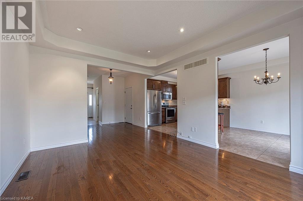 Listing 40248975 - Large Photo # 10