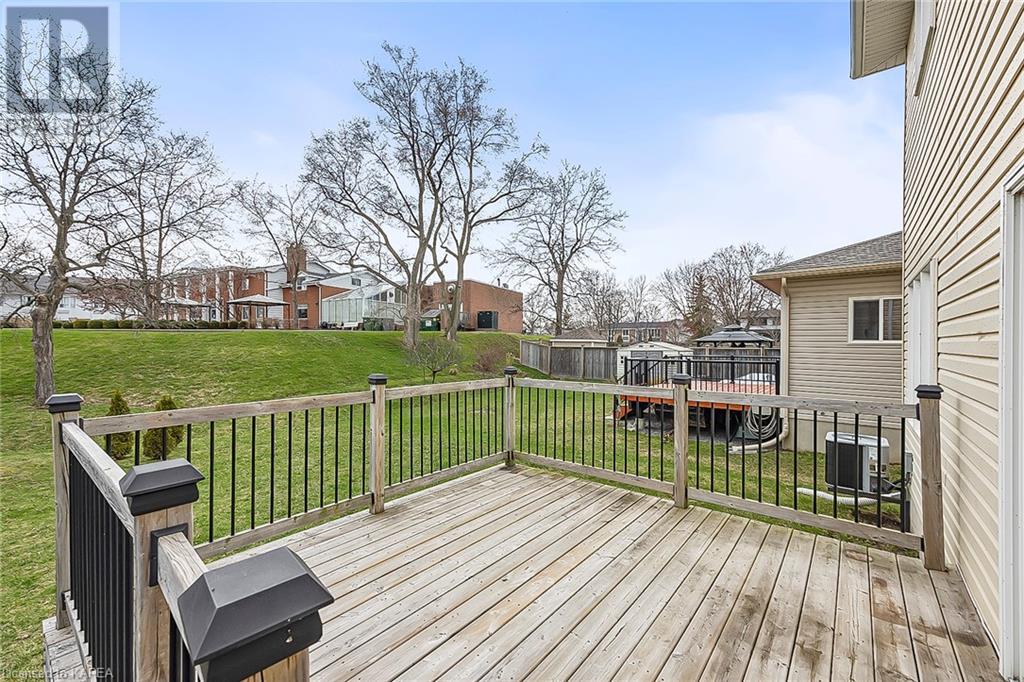 Listing 40248975 - Large Photo # 34