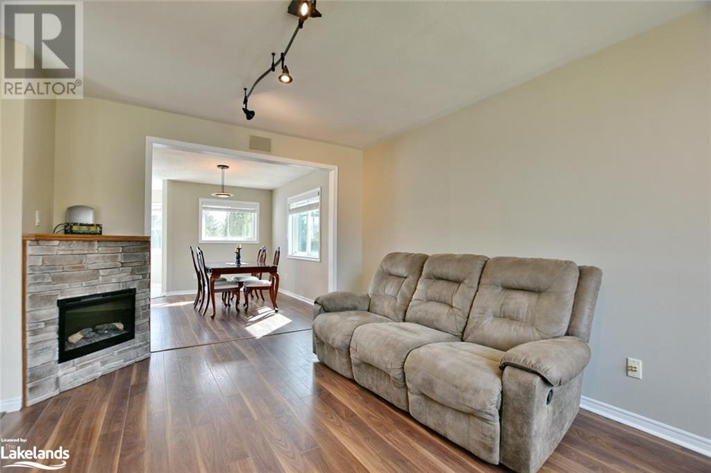 Listing 40253112 - Large Photo # 19