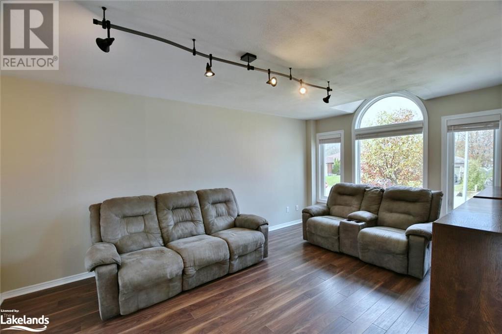 Listing 40253112 - Large Photo # 15