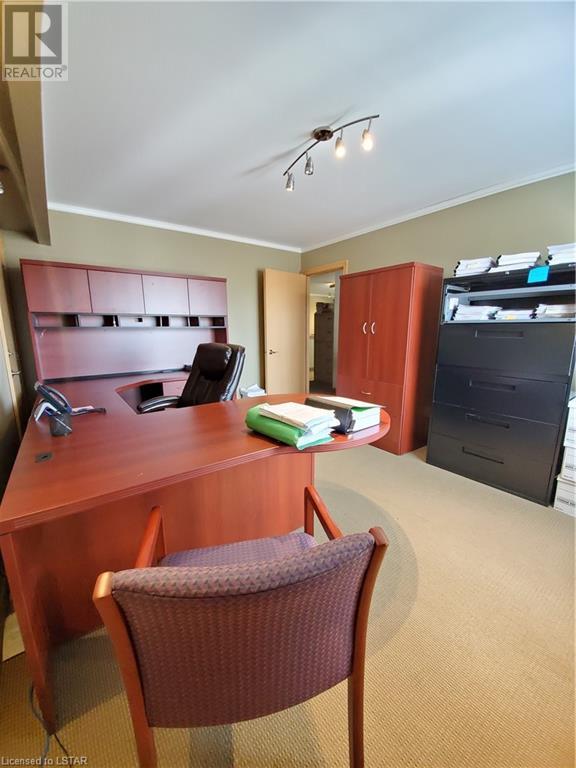 Listing 40254793 - Large Photo # 4