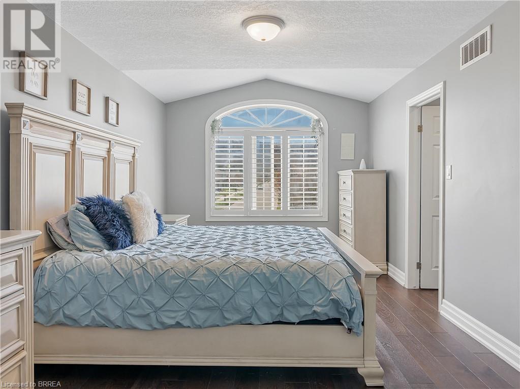 Listing 40255297 - Large Photo # 26