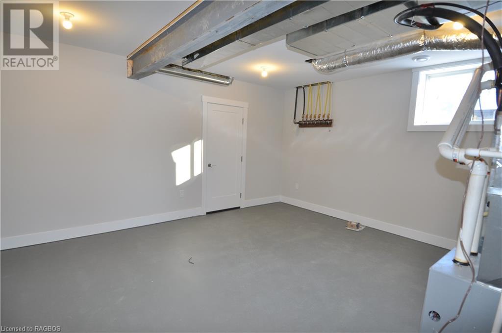 Listing 40255409 - Large Photo # 31