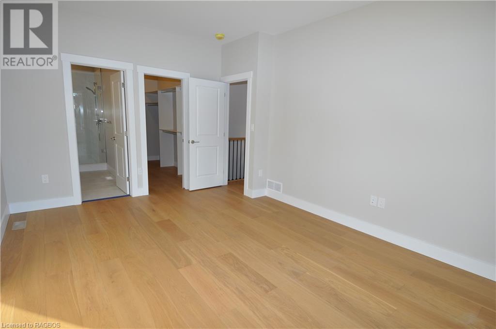 Listing 40255409 - Large Photo # 16