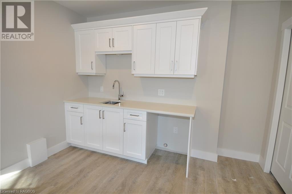Listing 40255409 - Large Photo # 23